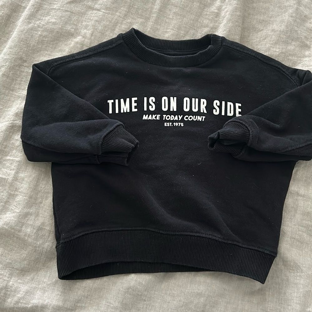 Zara Black Printed Crew Neck Pullover Sweatshirt. Size 12-18mo